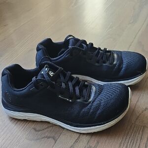 Topo Fly-Lyte 3 Athletic Black Running Shoes